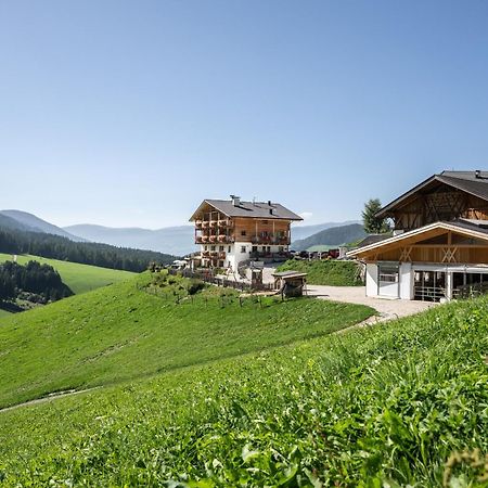 Unterkantiolerhof Funes  Ngoại thất bức ảnh