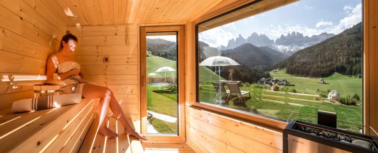 Unterkantiolerhof Funes  Ngoại thất bức ảnh